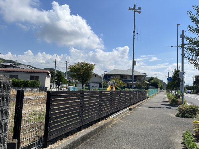 石風呂町土地の前面道路含む現地写真