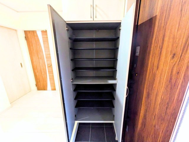 松山市吉藤２丁目の中古一戸建の収納|                                                  