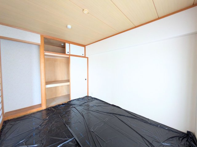 ライオンズマンション道後公園の和室|                                                  