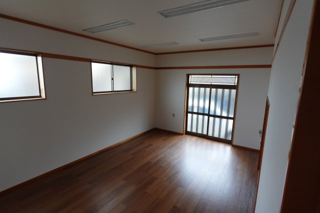 上松原3階建戸建のその他|多目的ルーム