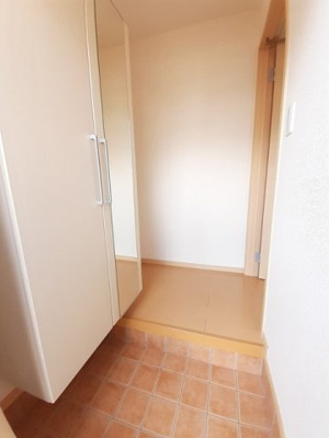 【玄関】 | ラブリーヒルズ