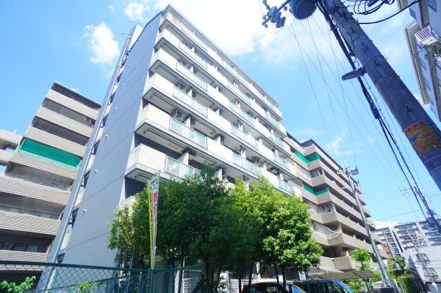 ファミーユ新大宮