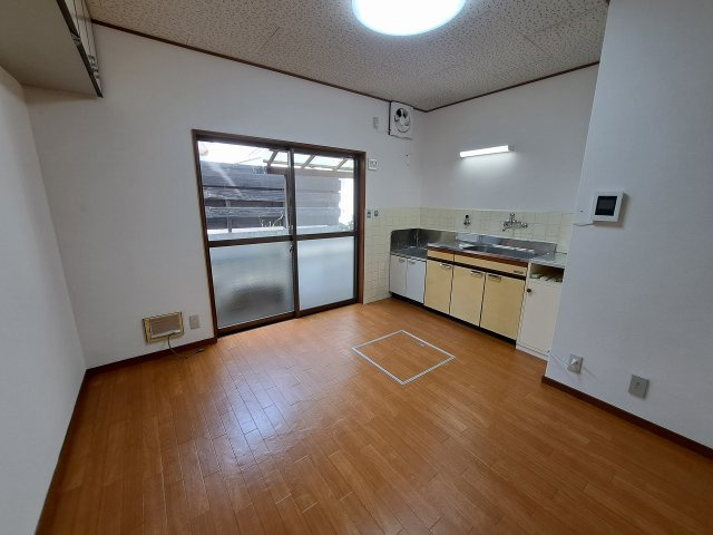 甲子園九番町戸建ての居間・リビング