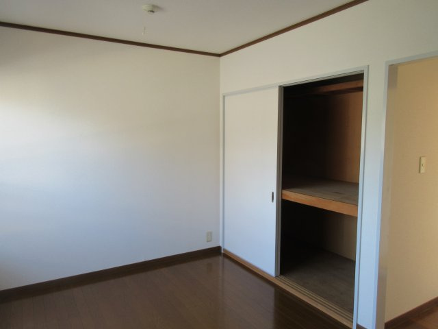 タウンハウス森北の内装