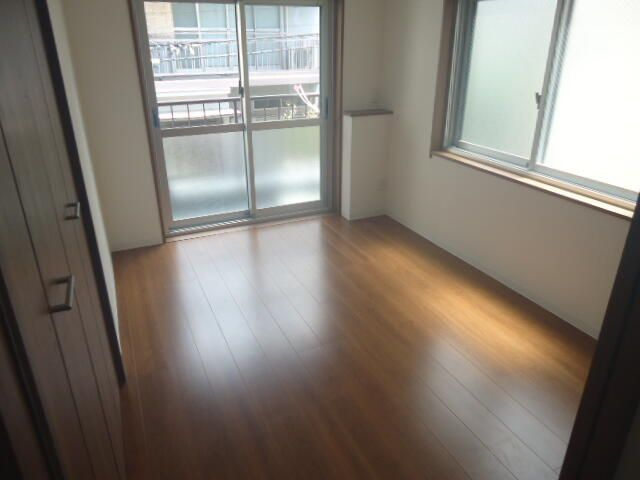 塩沢マンション