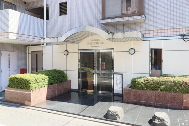 ハイタウン西蒲田のエントランス