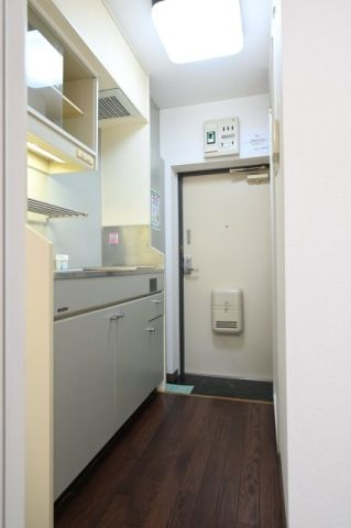 ハイタウン西蒲田の玄関