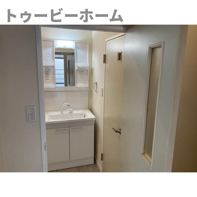 千代田マンション　川越の洗面所|明るい洗面所です