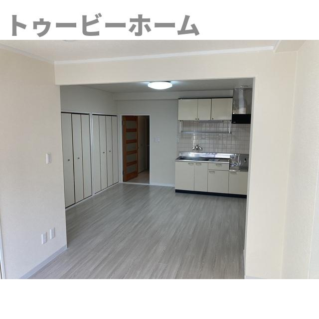 千代田マンション　川越の内装|明るい色調の室内です