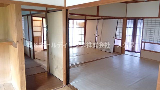 東物部平屋古民家の内装