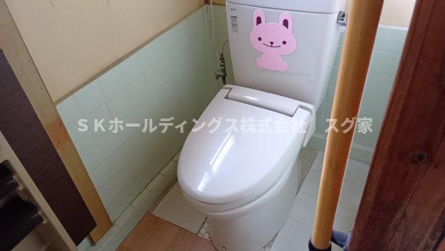 東物部平屋古民家のトイレ