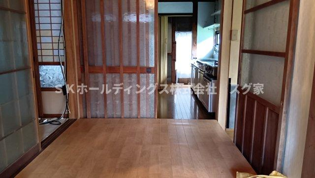東物部平屋古民家の玄関