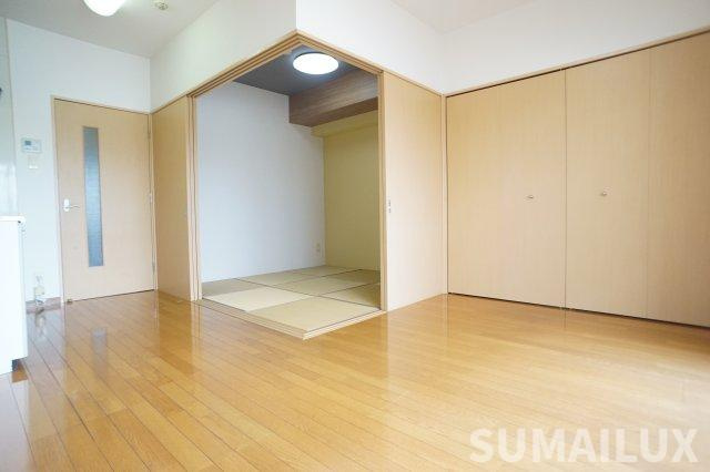 熊本市中央区新大江３丁目の賃貸マンションの居間・リビング