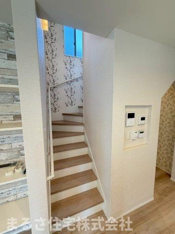 東宮1丁目　中古戸建の玄関