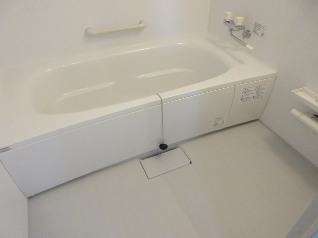 ｼｬﾝﾃ1628Bの浴室
