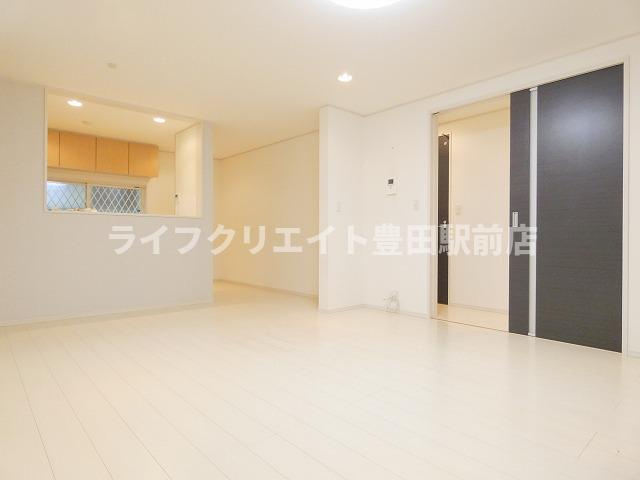 神明一戸建貸家の居間・リビング
