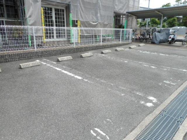 ドゥーソレールⅠの駐車場|駐車場に車を止められます