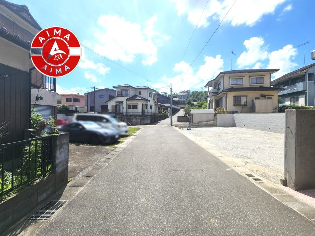 筑紫野市大字筑紫第7-1棟（1号棟）の外観|前面道路含む現地の写真です。