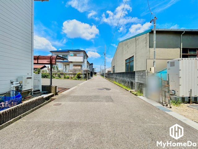 春日井市前並町　6期の前面道路含む現地写真