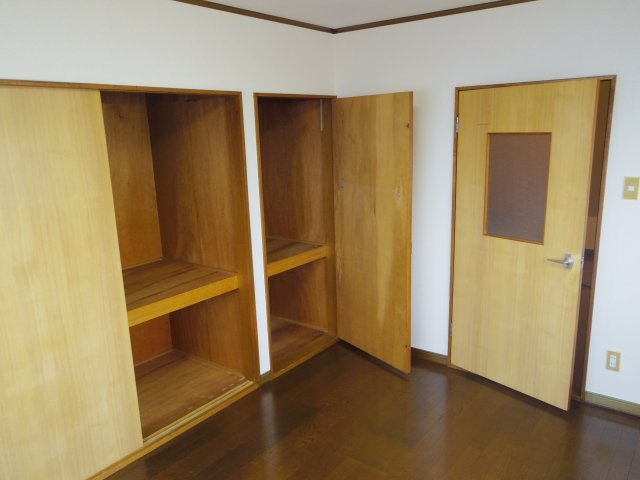 コーポ藤味の収納