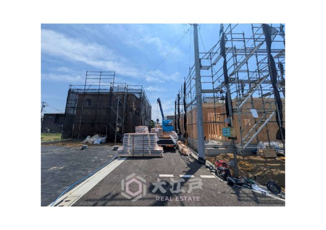 練馬区大泉町１丁目全６棟新築戸建　長期優良認定住宅の前面道路含む現地写真
