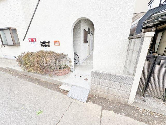 ヴィレッジ美園のエントランス