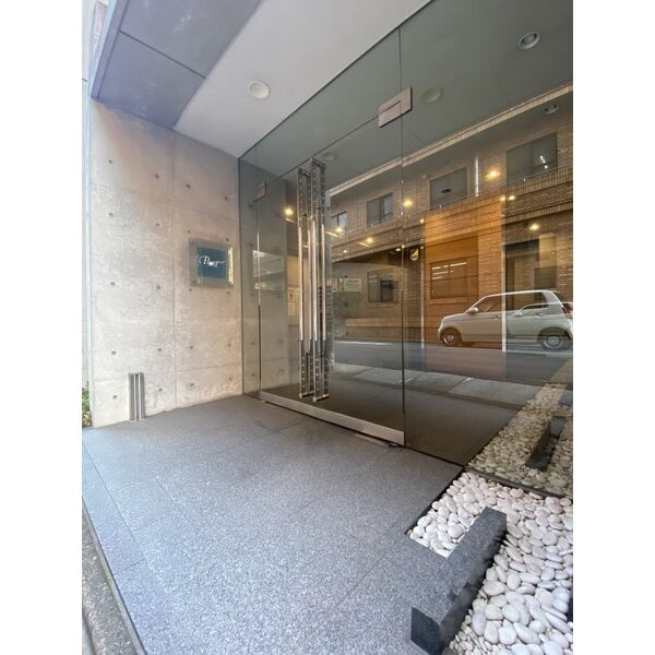 パルティール鶴舞　名古屋市賃貸　仲介手数料無料のエントランス