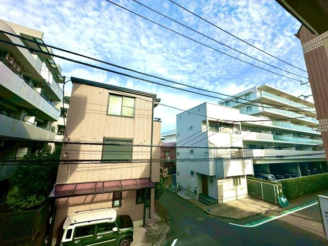 綱島東パークホームズ2番館の展望|季節や時間帯によって表情を変える景色を日常の一部に。