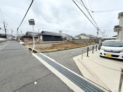 【前面道路含む現地写真】 | 土塔町　売土地　全３区画 | 建築条件無ですので、個性溢れる住まいを実現させてくださいね♪