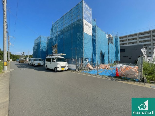川西市清和台東　第6期　新築一戸建ての前面道路含む現地写真|周辺は落ち着いた街並みの住宅地！子育てがしやすい住環境です！まだ未完成ですが、現地でしかわからない事もございます。是非一度ご覧ください。