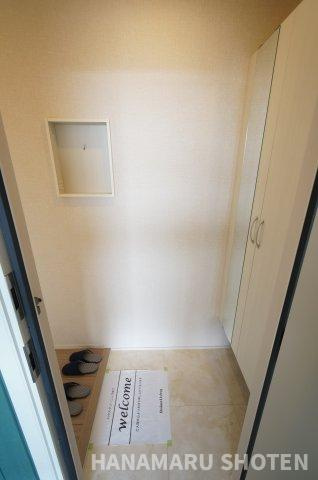 Holy Landsの玄関|物件、駅でお待ち合わせでのご案内歓迎！