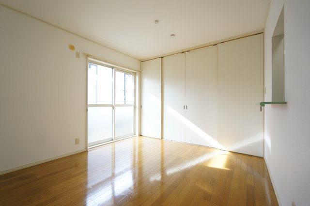 パセオ青葉の森参番館の洋室|お部屋探しはスクレイルにお任せ下さい！