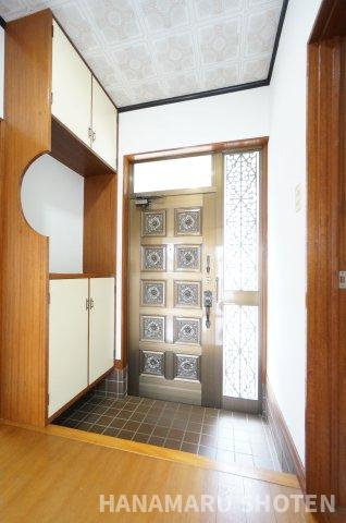 朝日ヶ丘1丁目貸家の玄関|物件、駅でお待ち合わせでのご案内歓迎！