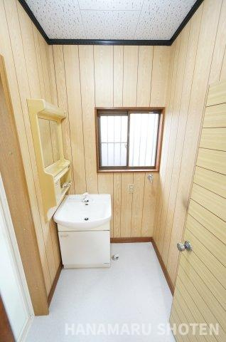 朝日ヶ丘1丁目貸家の洗面所|物件、駅でお待ち合わせでのご案内歓迎！