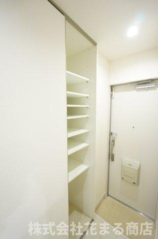 リブリ・ナンバーナインの玄関|物件、駅でお待ち合わせでのご案内歓迎！