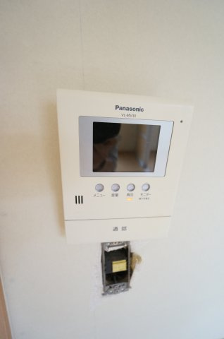 クリスタルフローラのセキュリティ|物件、駅でお待ち合わせでのご案内歓迎！
※クリーニング中のお写真です