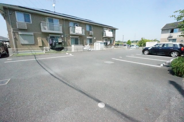 クリスタルフローラの駐車場|詳細、ご不明点等、お気軽にご連絡ください！