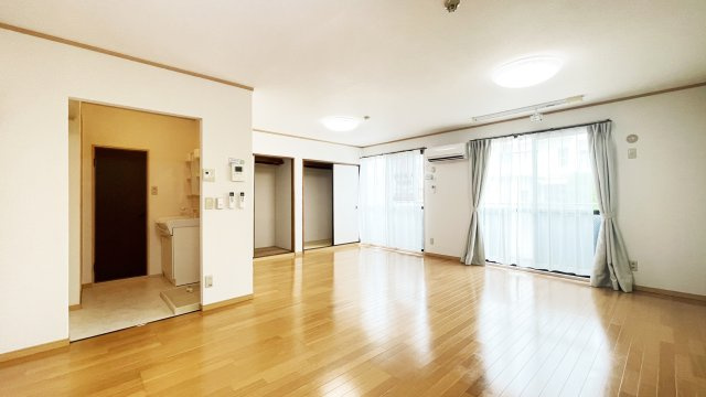 セジュール住吉Ⅱの居間・リビング