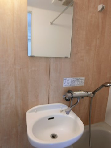 ハイツ白洲の洗面所|他のお部屋の参考写真となります。