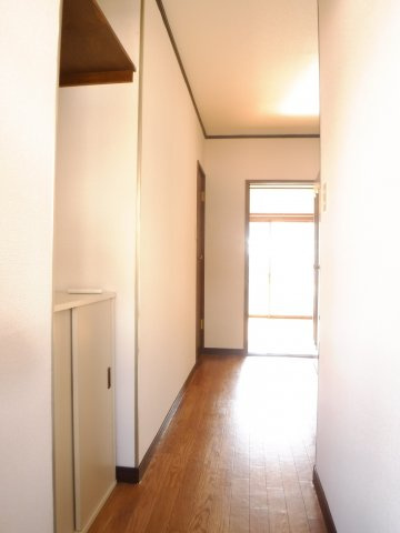 ファルコン堀口の玄関