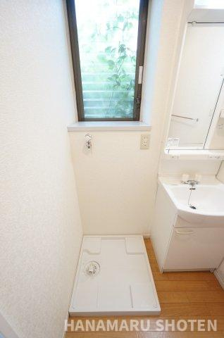 八千代市勝田台二丁目戸建ての洗面所|物件、駅でお待ち合わせでのご案内歓迎！