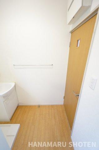 八千代市勝田台二丁目戸建ての洗面所|物件、駅でお待ち合わせでのご案内歓迎！