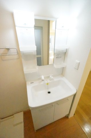 ビレッジ都町Ⅱの洗面所|オンライン対能応可！