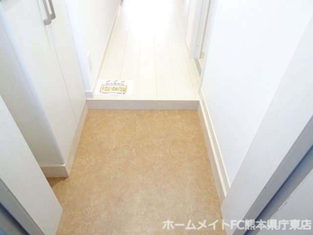 熊本市中央区上水前寺２丁目の賃貸マンションの玄関