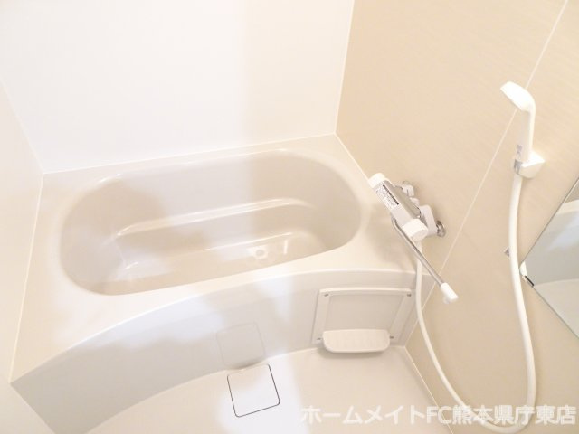 熊本市中央区上水前寺２丁目の賃貸マンションの浴室
