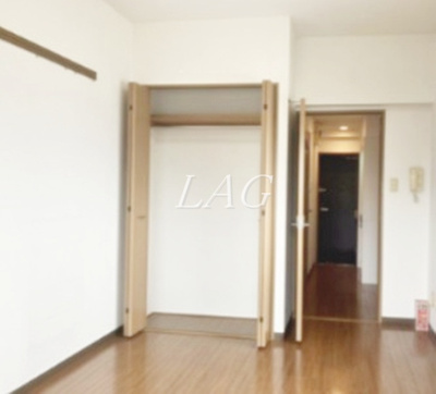 【居間・リビング】 | ルーナ | 洋室のお部屋です。