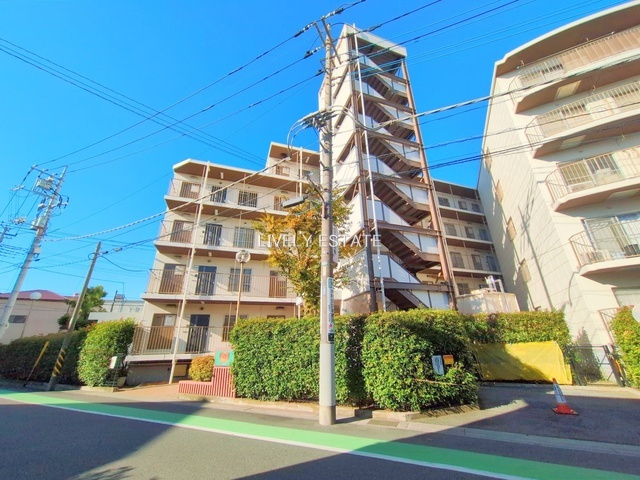 ライオンズマンション谷塚の外観