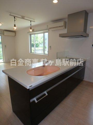 坂戸市堀込中古戸建のキッチン
