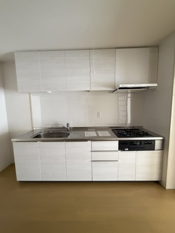 グリーンヒルズ鷹取3号棟のキッチン