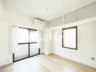 【居間・リビング】 | 内藤ビソービル | 洋室のお部屋です。